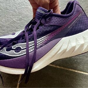 Saucony Endorphin Pro 4, Women’s size 8.5